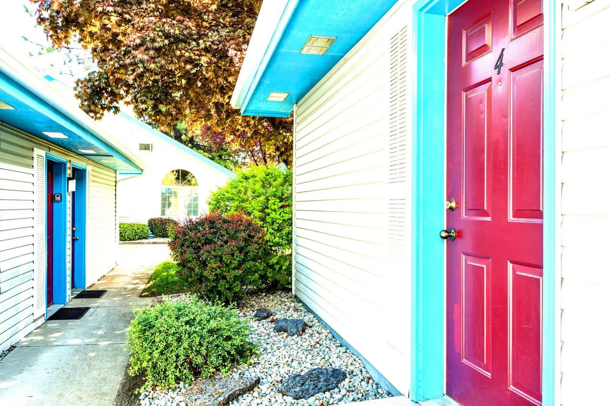 Turning Leaf Townhome Suites Fairwood Exterior foto