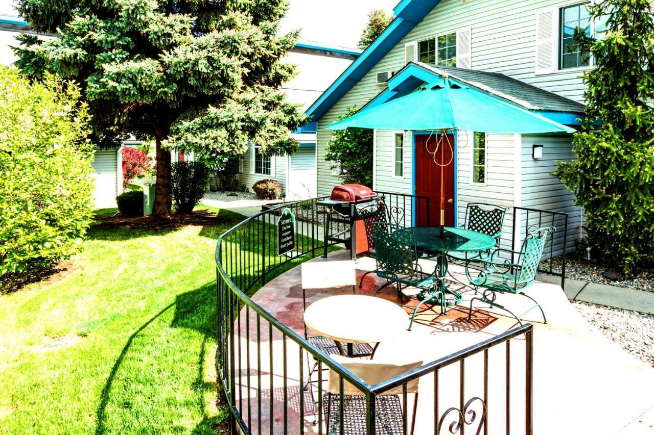 Turning Leaf Townhome Suites Fairwood Exterior foto